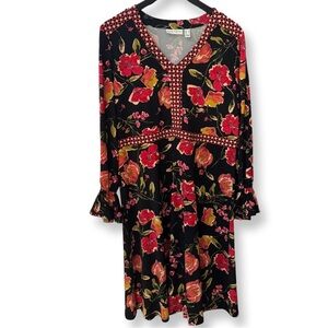Susan Graver Floral V-Neck Dress with Ruffle Sleeves Medium